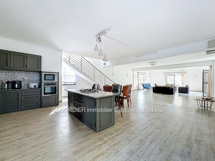 Maison individuelle avec coin barbecue (Mandat exclusif)