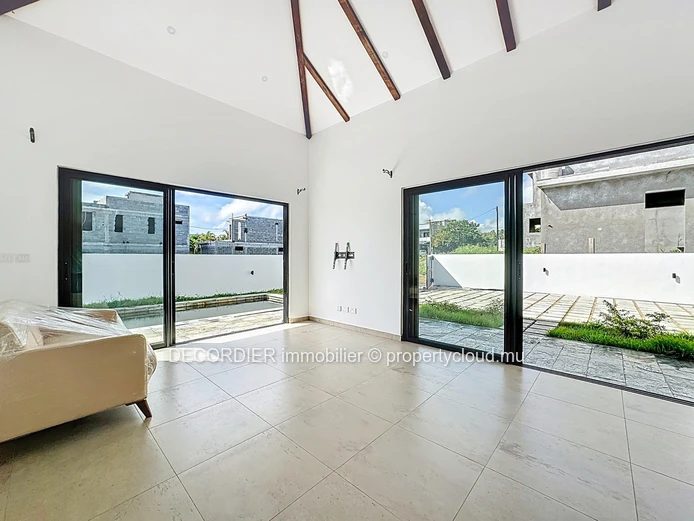 Villa neuve dans un quartier résidentiel (Mandat exclusif)