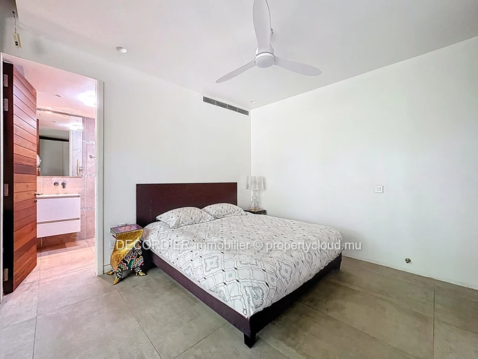 Appartement - Pieds dans l'eau