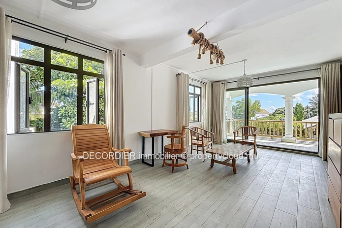 Modern house for sale