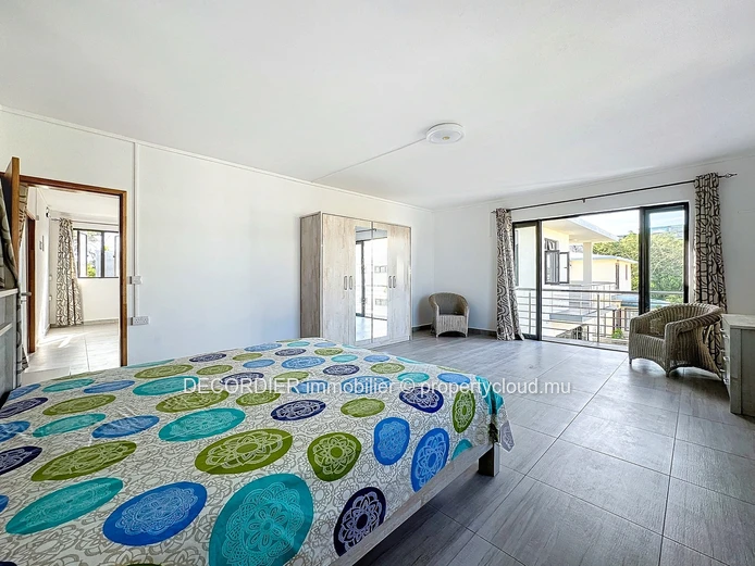 Maison individuelle avec coin barbecue (Mandat exclusif)