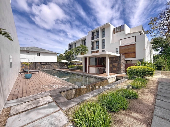 Comfort and tranquillity just minutes from the beach