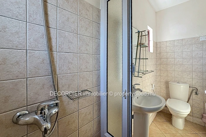Apartment in Mon Choisy - Close to the Beach and Amenities