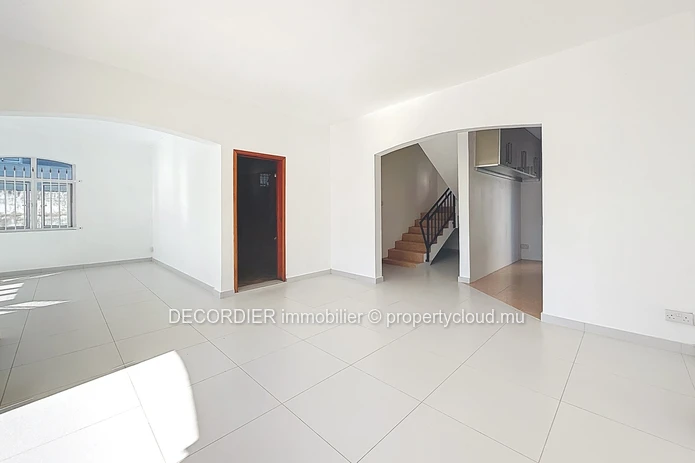 Charmante maison à vendre à Pereybère