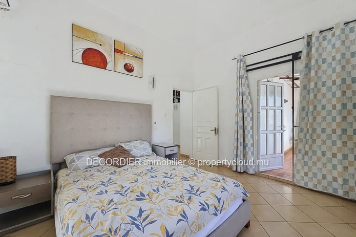 House for Rent with Private Pool – Bain Bœuf