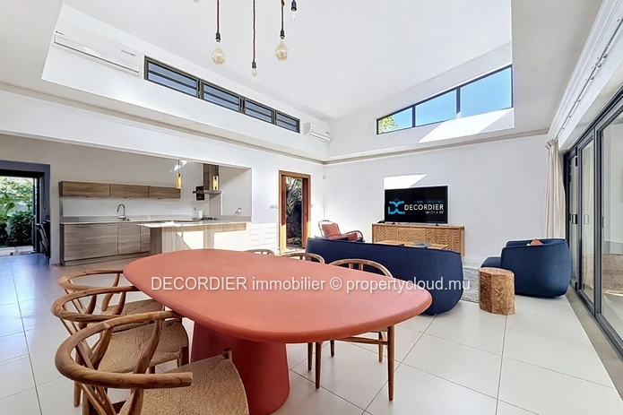 Contemporary Tropical Villa