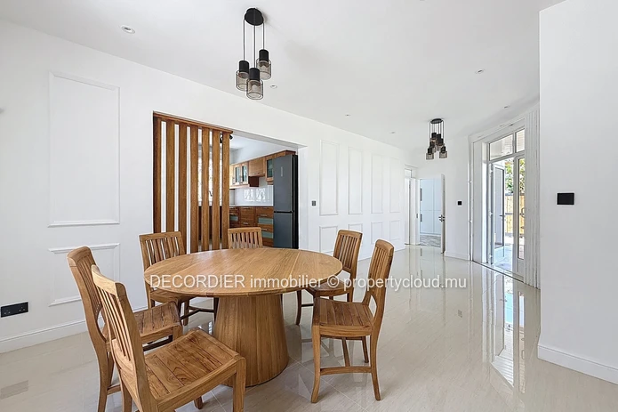 Maison spacieuse à vendre