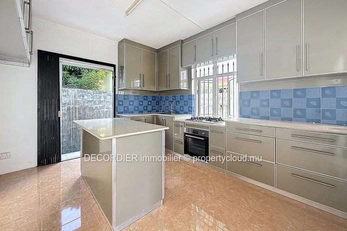 Charmante maison à vendre à Pereybère