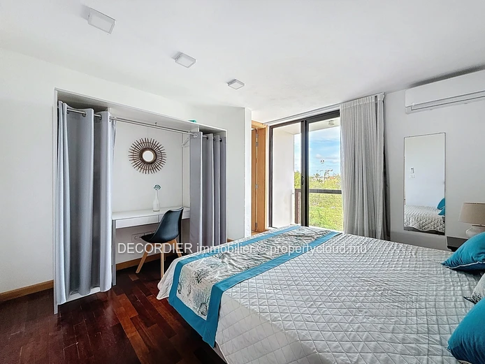 Comfort and tranquillity just minutes from the beach