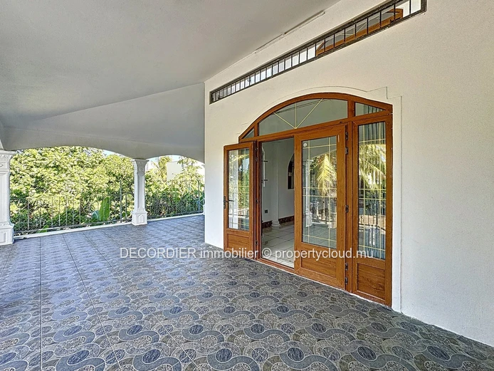Opportunity to seize in St Antoine