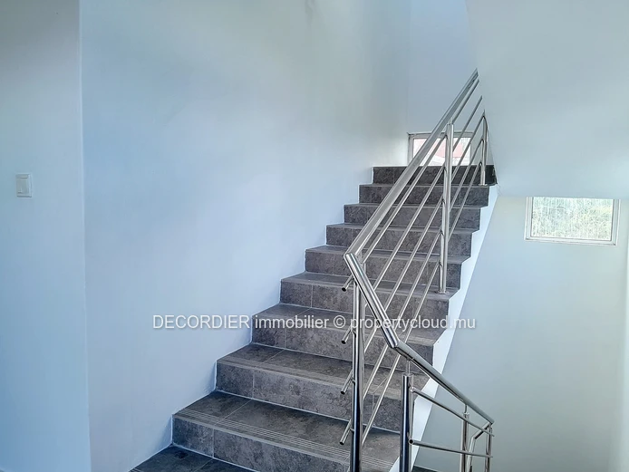 Grande maison composée de 2 appartements