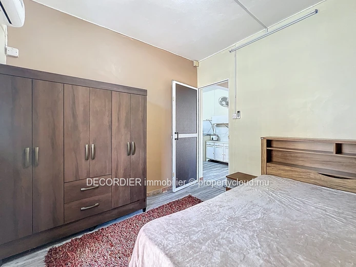 Spacious flat for sale (Sole Mandate)