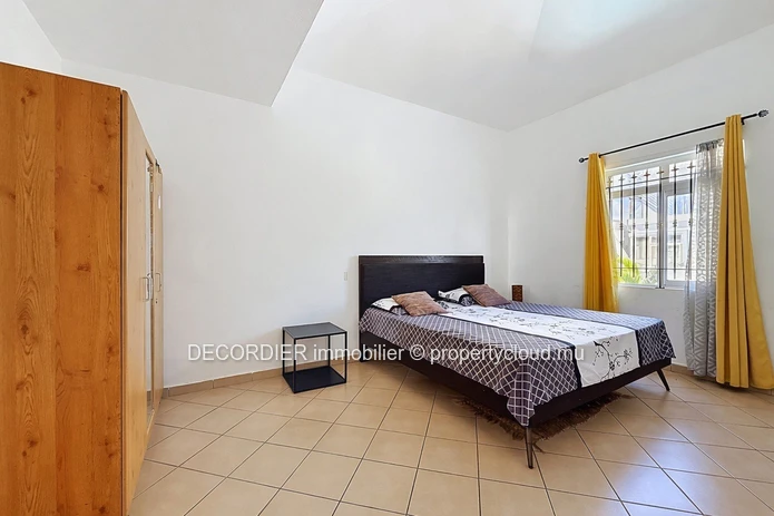 House for Rent with Private Pool – Bain Bœuf