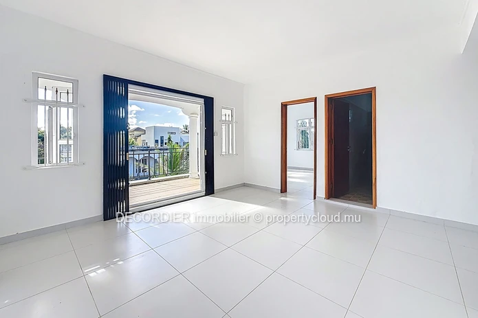 Charmante maison à vendre à Pereybère