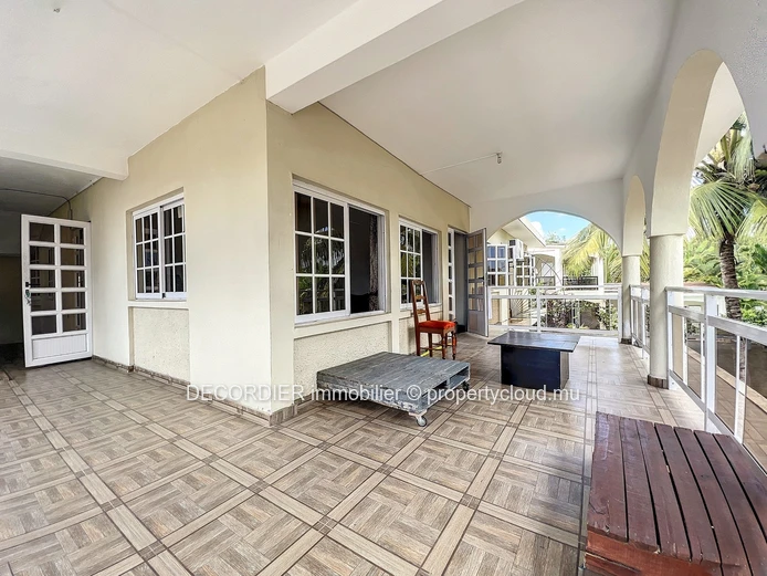 Grande maison composée de 4 appartements (Mandat exclusif)