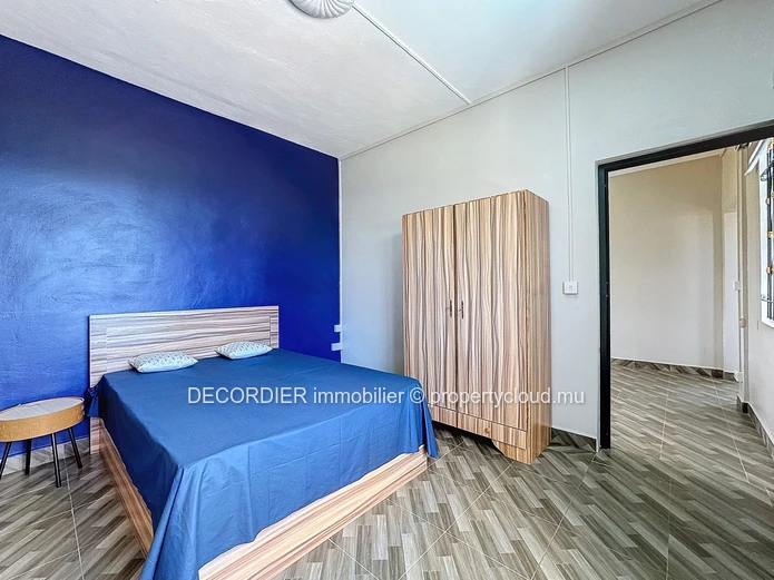 Apartment with shared swimming pool