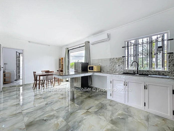 For rent - first floor apartment in Pereybere
