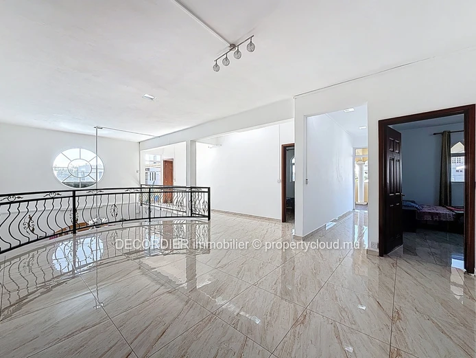 Grande maison de 287 m² à vendre