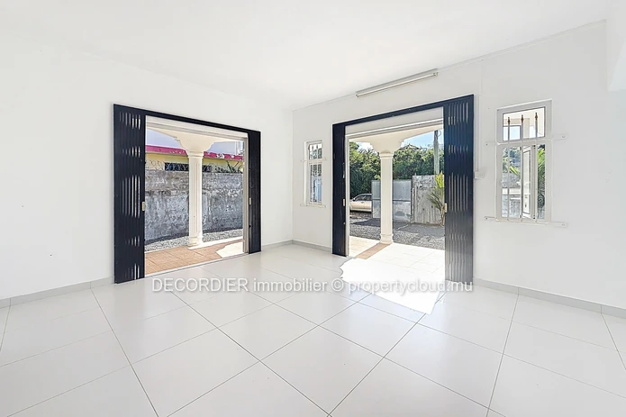 Charmante maison à vendre à Pereybère