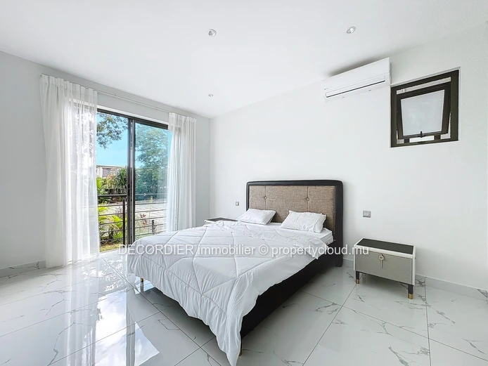 Apartment located in a secure residence accessible to foreigners