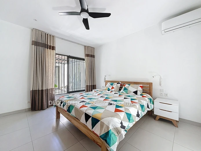 For Rent – Stunning contemporary villa with private pool