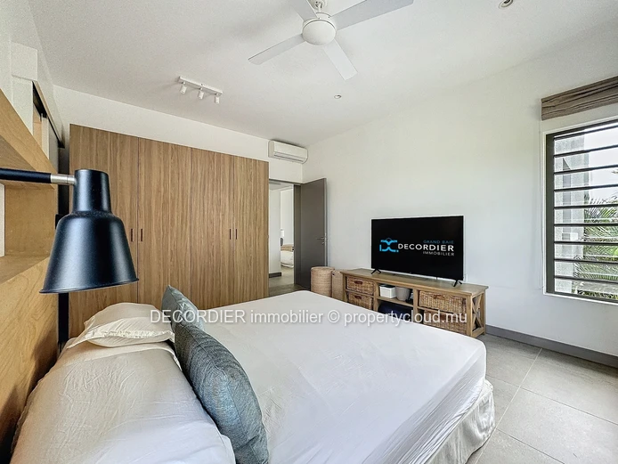 Elegant furnished flat with sea view in Saint Antoine