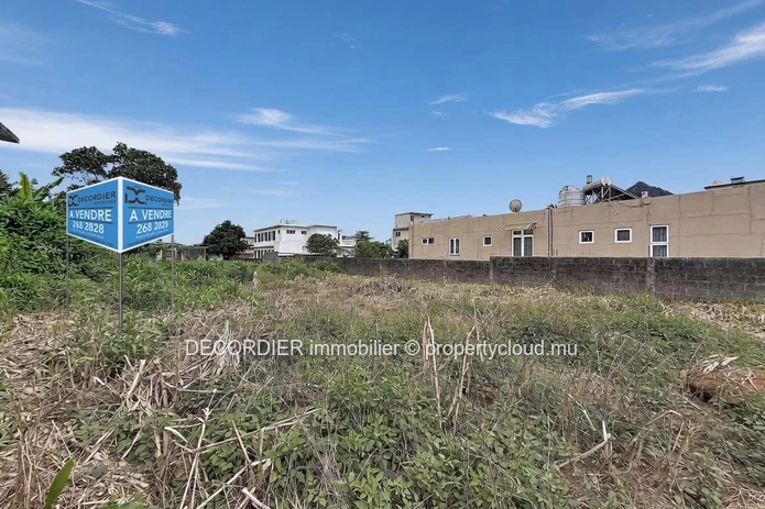 Land for Sale – Saint-Pierre