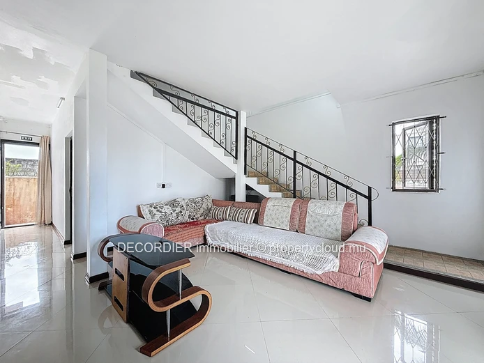 Maison meublée à vendre