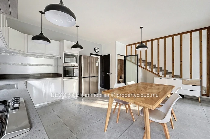 Modern 3-Bedroom Villa with Private Pool