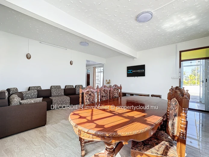 Apartment located 2 minutes' walk from Pereybere beach