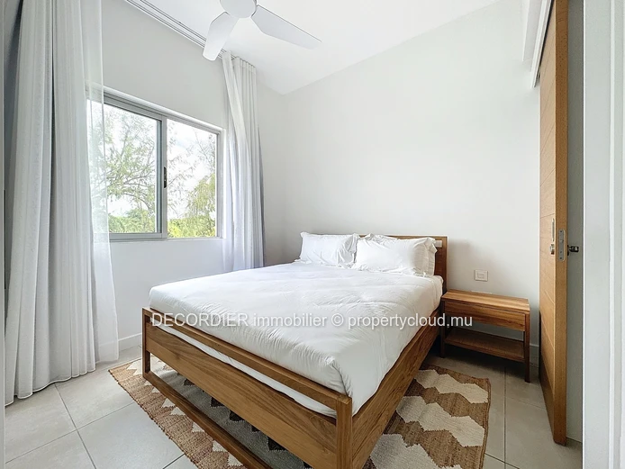 Beautiful apartment on the 1st floor facing the sea
