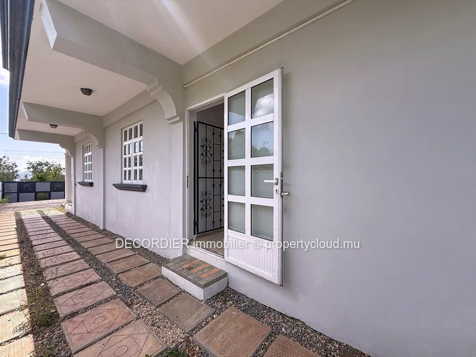 Spacious apartment for Sale