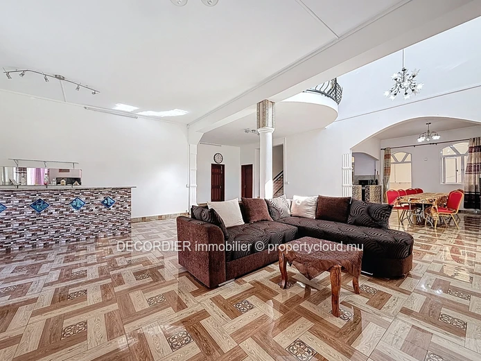 Grande maison de 287 m² à vendre