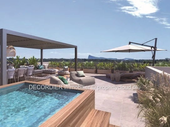 Modern penthouse under construction – Available off-plan