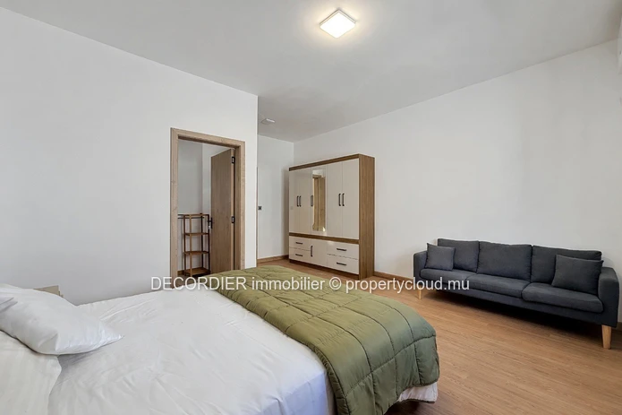 Charming Duplex for Rent in Pereybère
