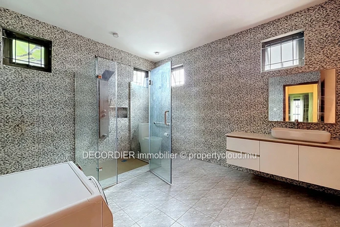 Cozy Villa with Private Pool - Mont Choisy
