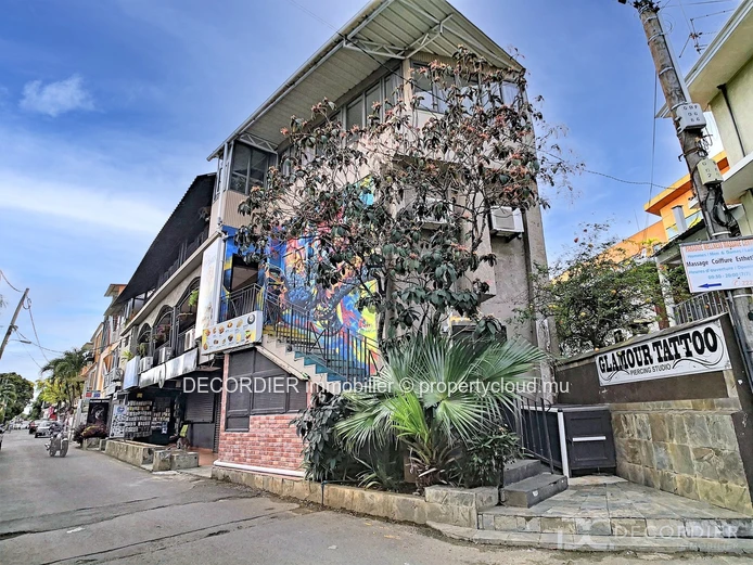 For sale commercial building in the heart of Grand Baie (Sole Mandate)