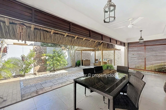 Maison à vendre à Pointe Aux Piments