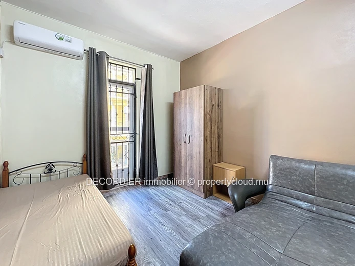 Spacious flat for sale (Sole Mandate)