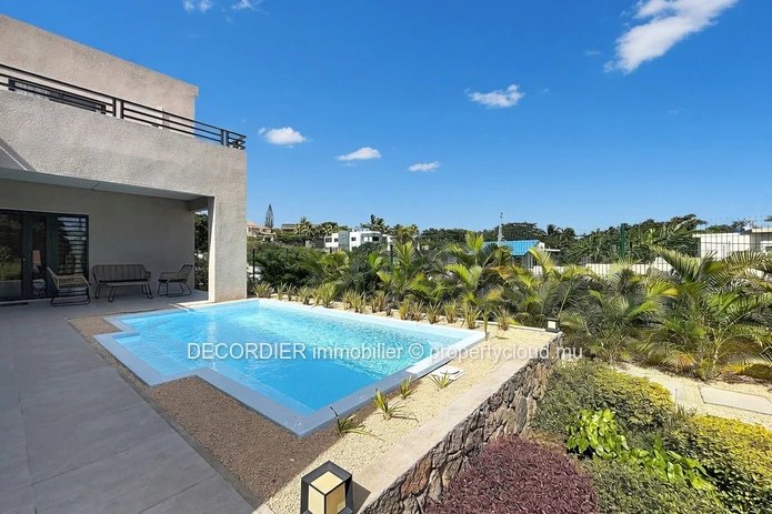 Beautiful House for Rent in Calodyne