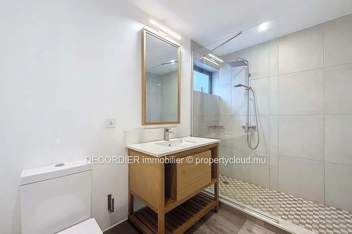 Penthouse with Lagoon & Coin de Mire Views