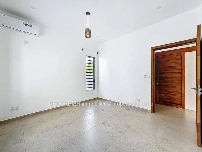 Villa neuve dans un quartier résidentiel (Mandat exclusif)