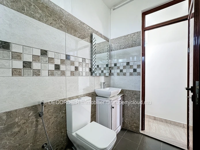 Apartment located 2 minutes' walk from Pereybere beach