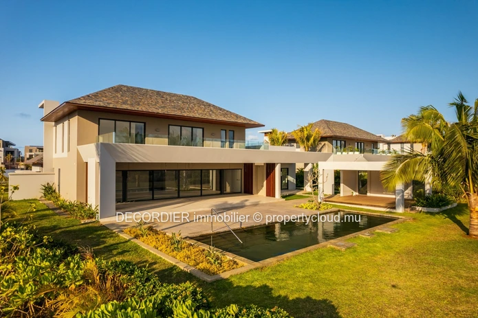 For sale villa - Mont Choisy, located on the edge of the fairway