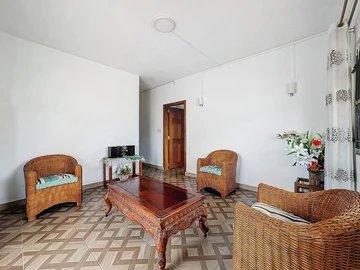 Maison de 6 Chambres