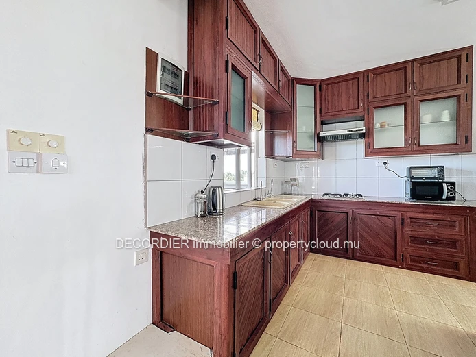 Penthouse for rent in a secure residence