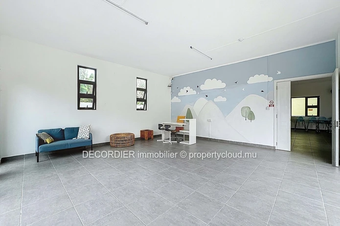 Beautiful Property for Rent – Ideal for Residential or Commercial Use