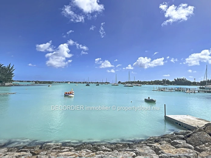 Hôtel vue mer en plein centre de Grand Baie (Mandat exclusif)