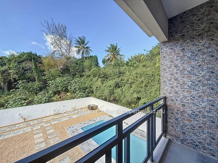 Villa contemporaine avec piscine dans un cadre paisible – Vente sur plan