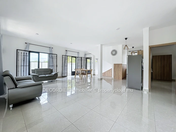 New apartment located on the ground floor 6 minutes' walk from Grand Baie La Croisette (Sole Mandate)
